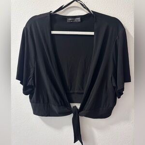 Connected apparel Black Cropped Tie-Front Top